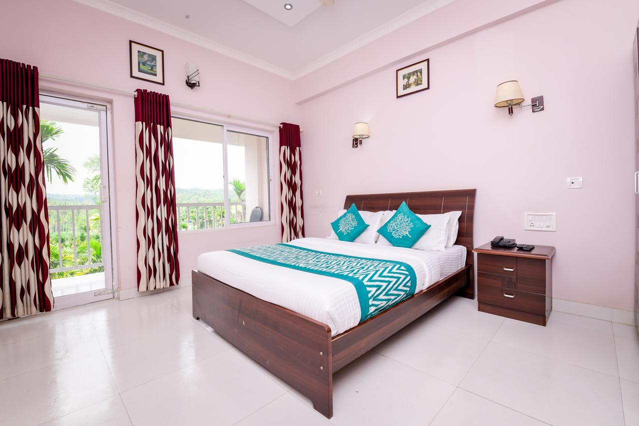 Wayanadia Resort Hotel Ambalavayal Exteriör bild
