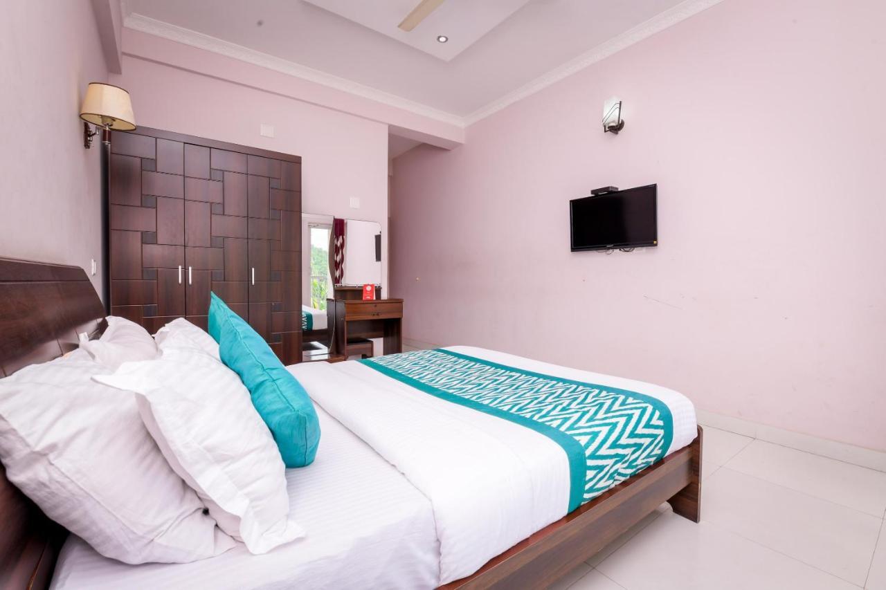 Wayanadia Resort Hotel Ambalavayal Exteriör bild